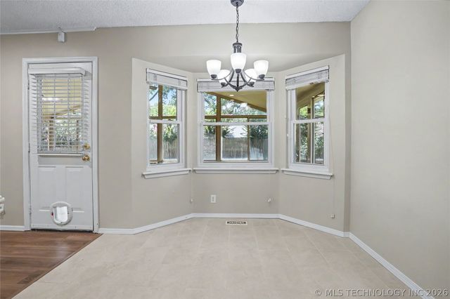 7132 S 76th East Avenue, Tulsa, OK 74133
