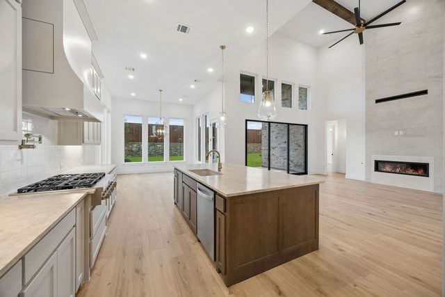211 Nightfall Dr, Prosper, TX 75078