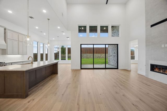 211 Nightfall Dr, Prosper, TX 75078