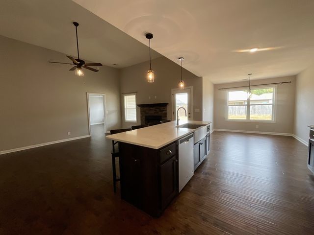 805 Waldon Court, Clarksville, TN 37042