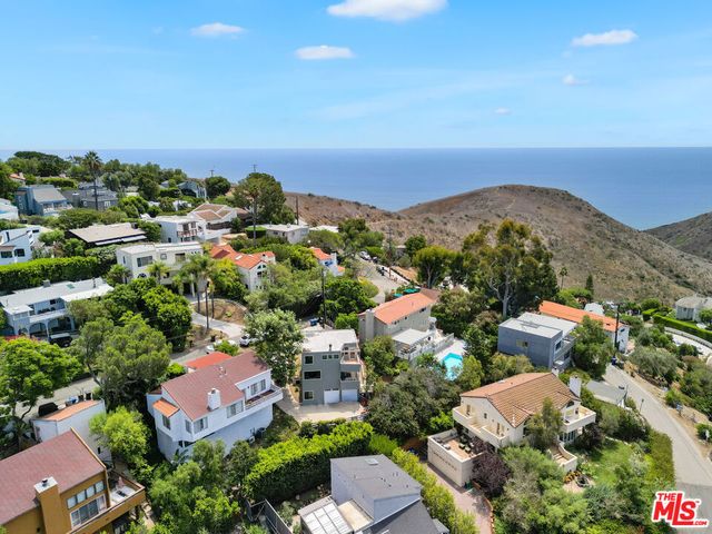 2909 Searidge Street, Malibu, CA 90265