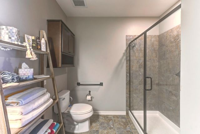 300 Village Circle 503, Willow Springs, IL 60480