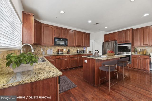 12607 WALLACE LN, Upper Marlboro, MD 20772