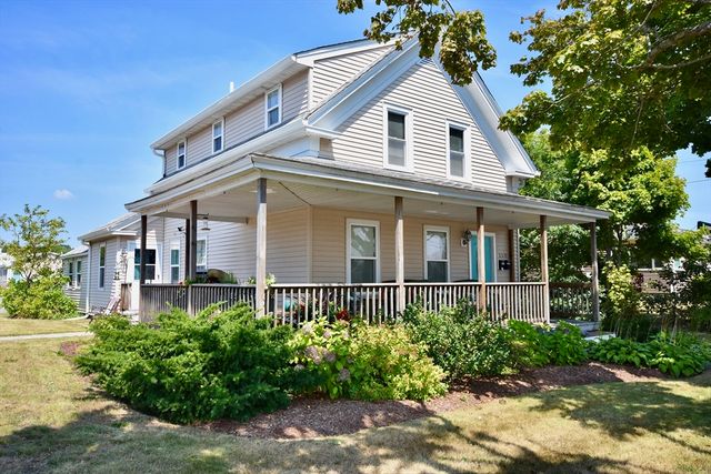 151 - 153 Main St, Bourne, MA 02532