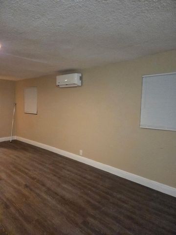 248 SW 7TH Court, Deerfield Beach, FL 33441