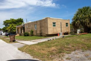 248 SW 7TH Court, Deerfield Beach, FL 33441