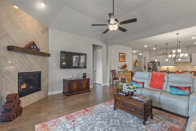 1304 Collett Sublett Road, Kennedale, TX 76060