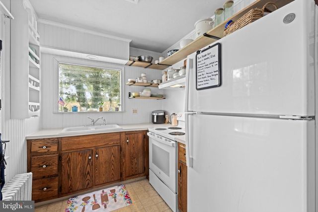 613 CENTENNIAL ST, Schwenksville, PA 19473
