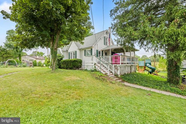 613 CENTENNIAL ST, Schwenksville, PA 19473