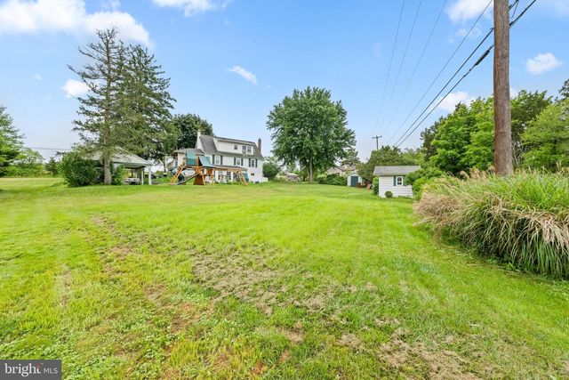 613 CENTENNIAL ST, Schwenksville, PA 19473