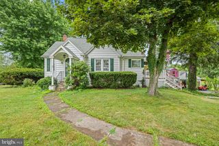 613 CENTENNIAL ST, Schwenksville, PA 19473