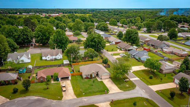 604 Shanie Drive, Beebe, AR 72012