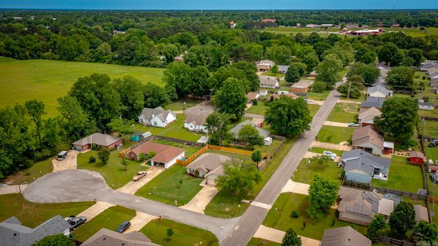 604 Shanie Drive, Beebe, AR 72012