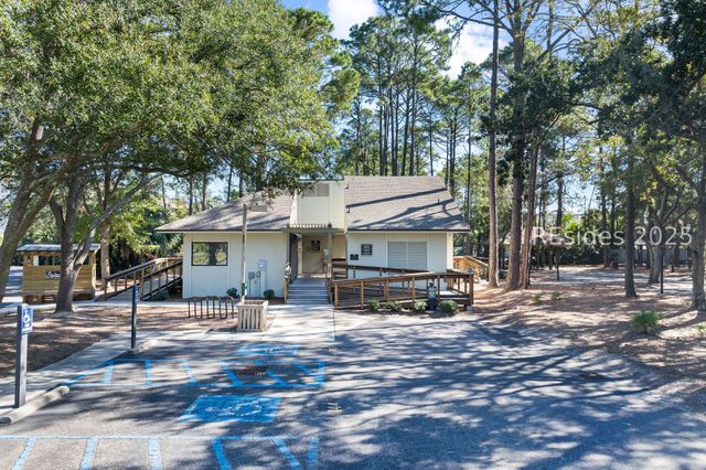 4 Bradley Beach Rd, Hilton Head Island, SC 29928