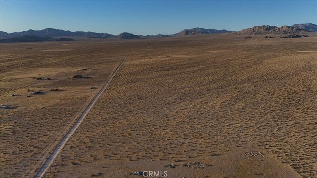 733 Harrod Road, Lucerne Valley, CA 92356