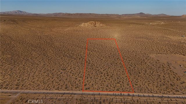 733 Harrod Road, Lucerne Valley, CA 92356