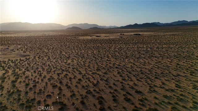 733 Harrod Road, Lucerne Valley, CA 92356