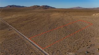 733 Harrod Road, Lucerne Valley, CA 92356