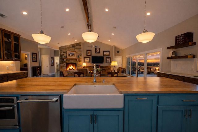 1080 Enchanted Rock Court, Graford, TX 76449