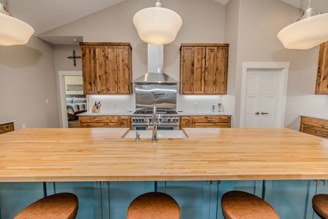 1080 Enchanted Rock Court, Graford, TX 76449