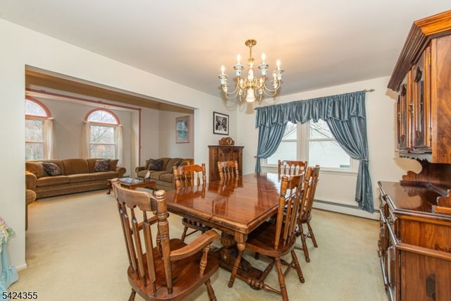 4 Lisa Ct, Roxbury Twp., NJ 07876