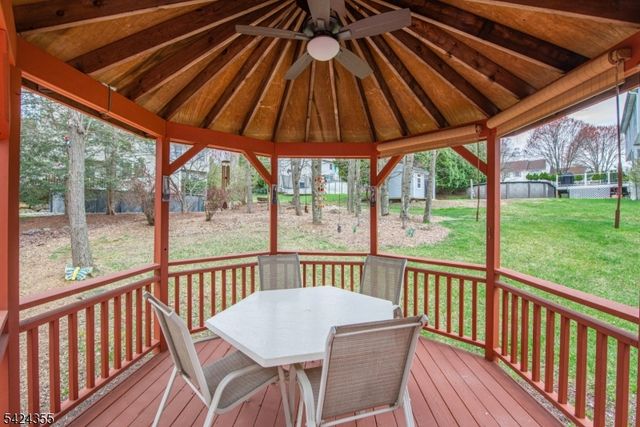 4 Lisa Ct, Roxbury Twp., NJ 07876