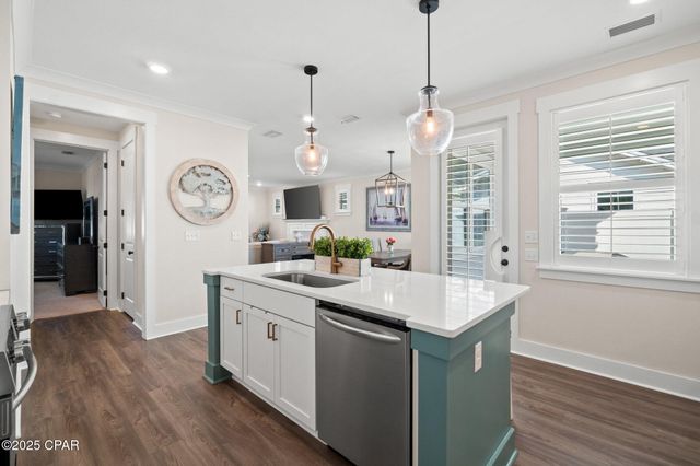 2121 Sedges Avenue, Panama City, FL 32405