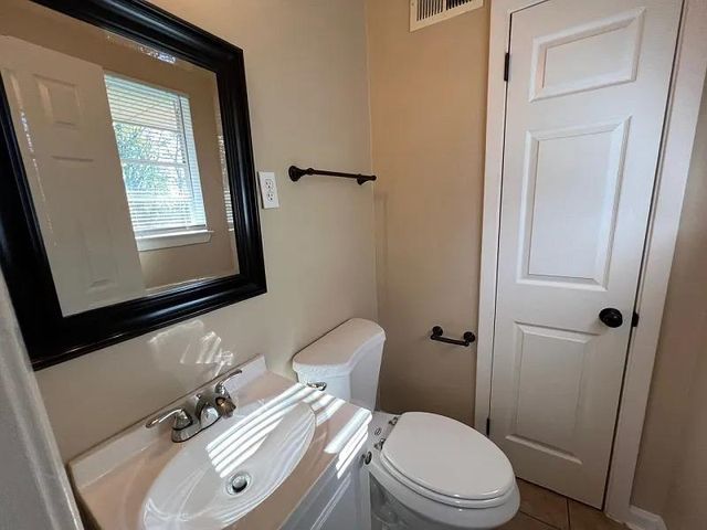 5115 AUREEN DR, Memphis, TN 38109