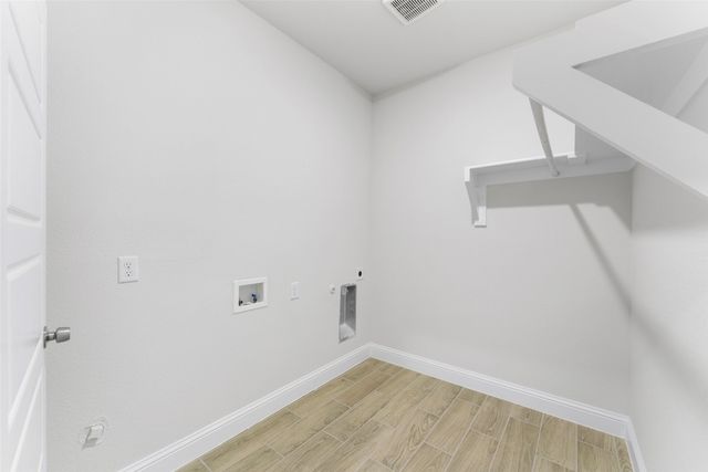 1904 Pembroke Street, Irving, TX 75060