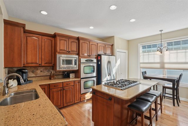 806 NE Redwood Lane, Ankeny, IA 50021