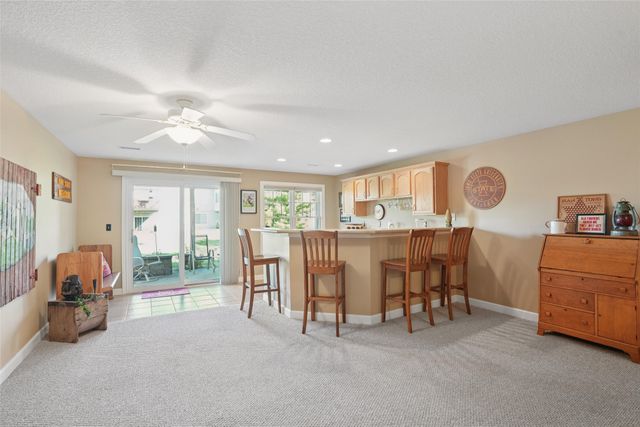 806 NE Redwood Lane, Ankeny, IA 50021