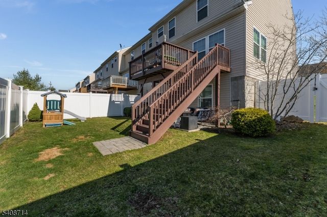 34 Washington Square Cir, Washington Boro, NJ 07882