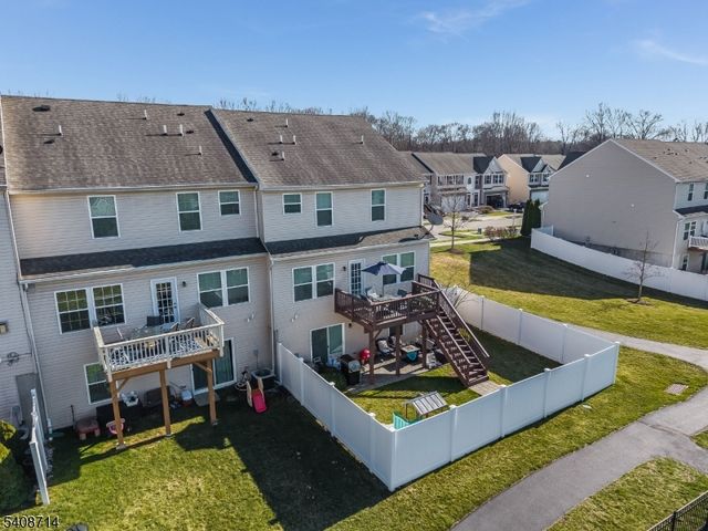 34 Washington Square Cir, Washington Boro, NJ 07882