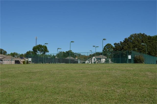 12929 Corona Court, Willis, TX 77318