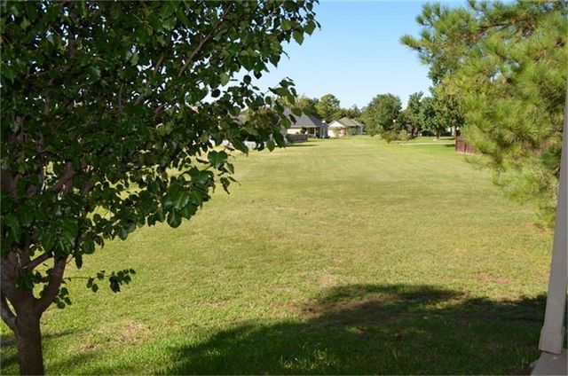 12929 Corona Court, Willis, TX 77318