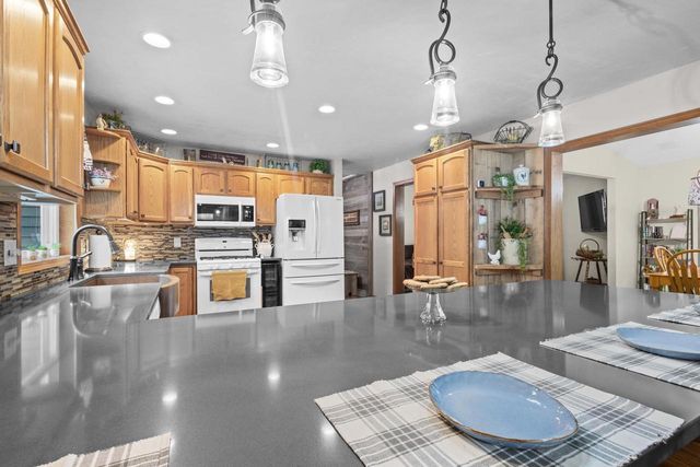 4775 PINE RIDGE TRAIL, Abrams, WI 54101