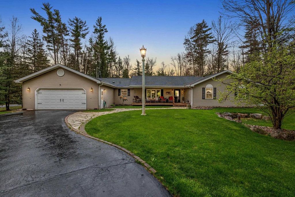 4775 PINE RIDGE TRAIL, Abrams, WI 54101
