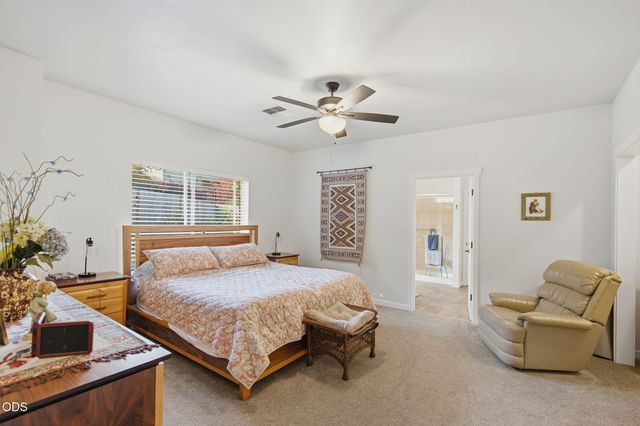 2311 SE Coriander Way, Grants Pass, OR 97527