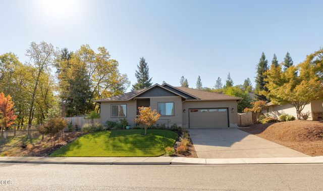 2311 SE Coriander Way, Grants Pass, OR 97527
