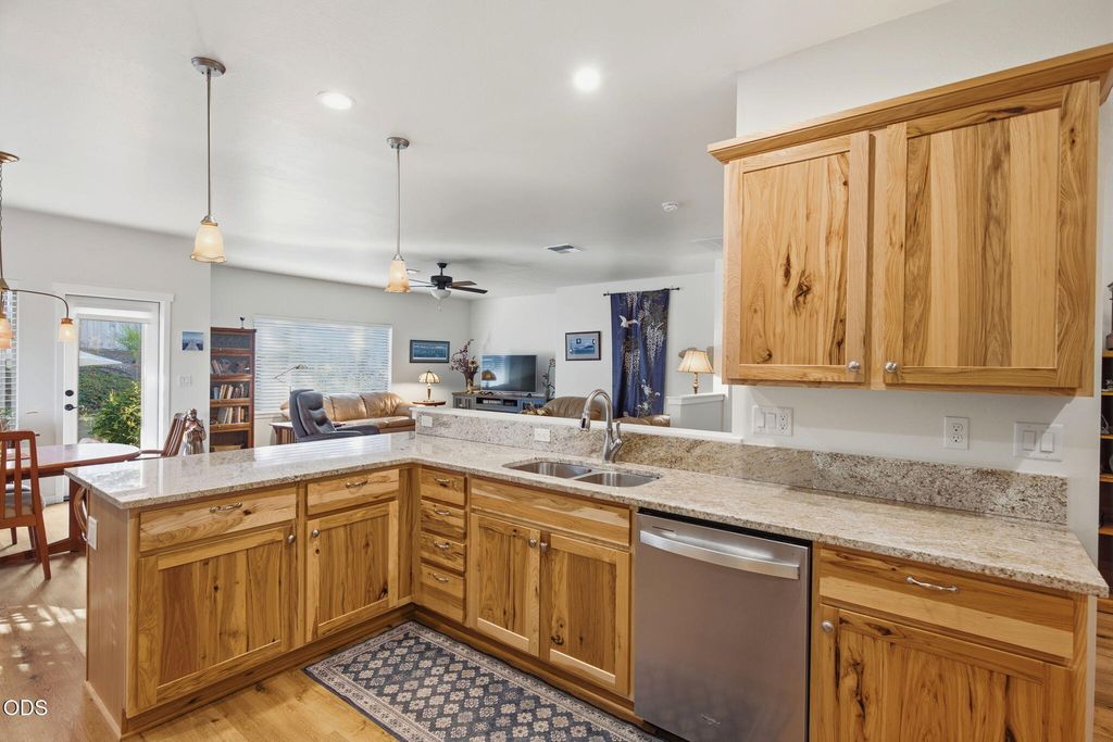 2311 SE Coriander Way, Grants Pass, OR 97527