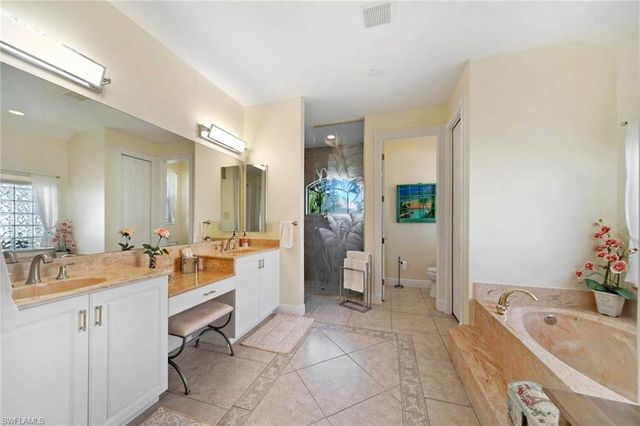 8420 Southwind Bay CIR, Fort Myers, FL 33908