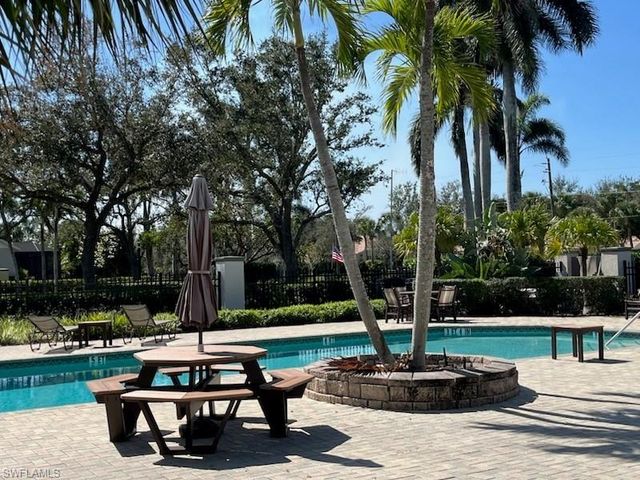 8420 Southwind Bay CIR, Fort Myers, FL 33908