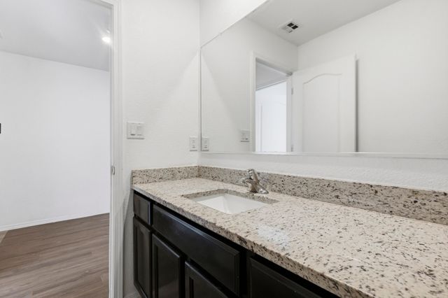 2310 Isabella Lane, Belen, NM 87002