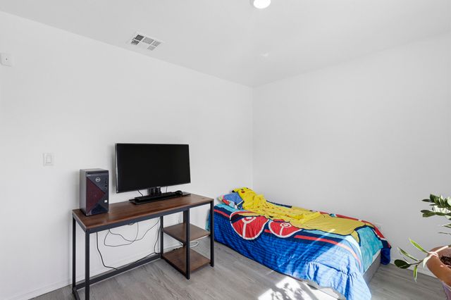 2310 Isabella Lane, Belen, NM 87002