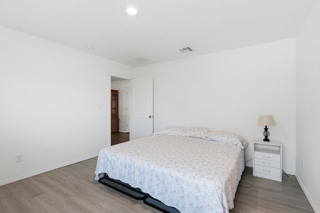 2310 Isabella Lane, Belen, NM 87002