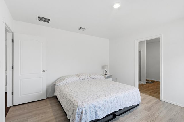 2310 Isabella Lane, Belen, NM 87002