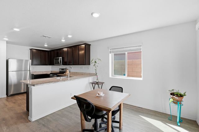 2310 Isabella Lane, Belen, NM 87002