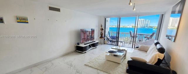 17900 N Bay Rd 408, Sunny Isles Beach, FL 33160