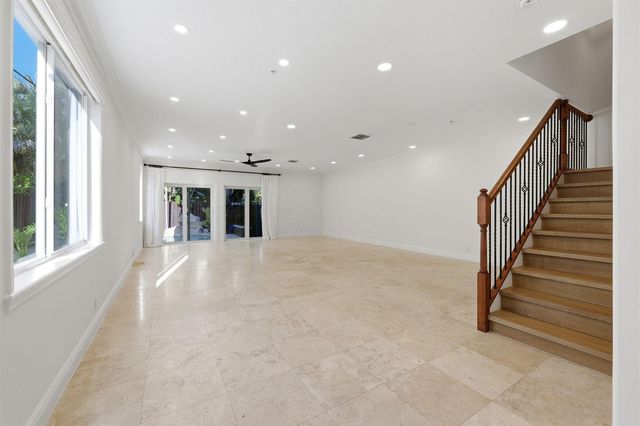 1812 NE 26th Avenue, Fort Lauderdale, FL 33305