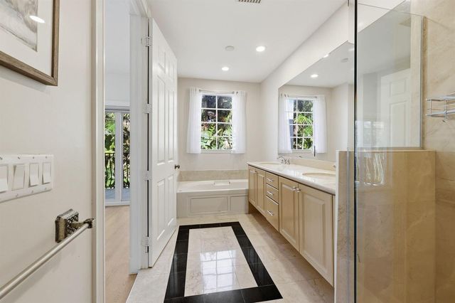 1812 NE 26th Avenue, Fort Lauderdale, FL 33305